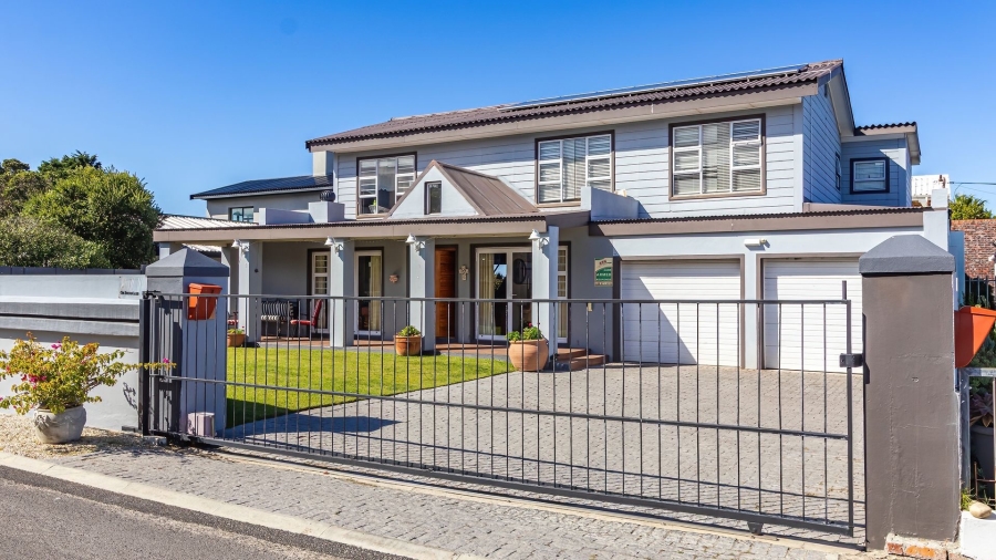 4 Bedroom Property for Sale in Kleinmond Western Cape